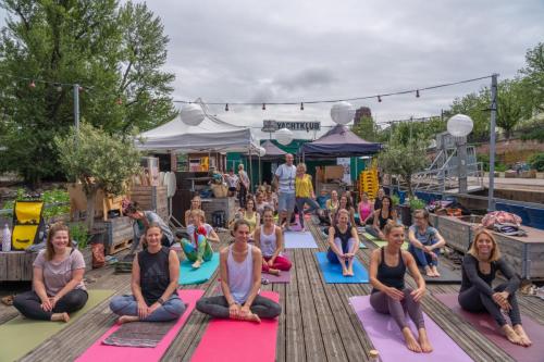 yachtklub frankfurt yoga